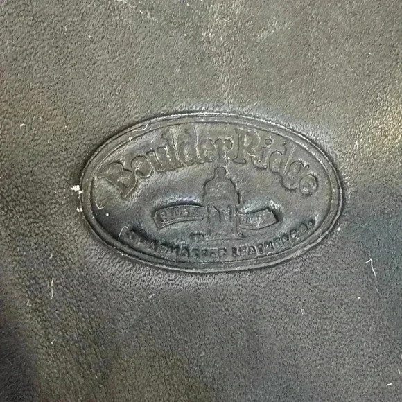 Boulder Ridge Leather belt bag - Picture 3 of 9